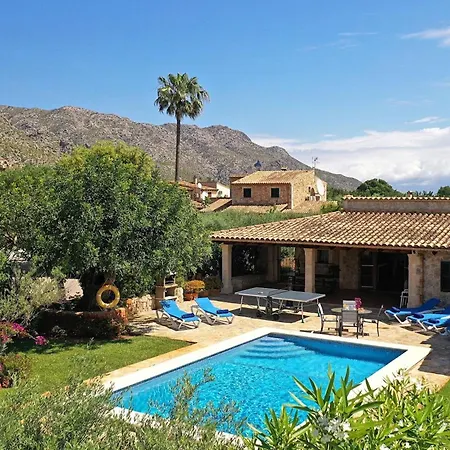 Oliveres Ferienhaus *